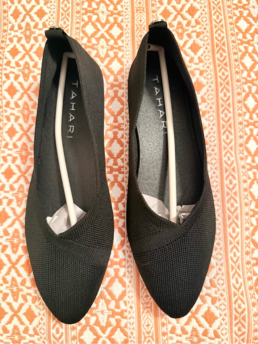 Tahari Black Bali Ballet Flats 7.5 NWT - Picture 2 of 12